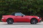 Abarth 124 Spider 2016 года (UK)